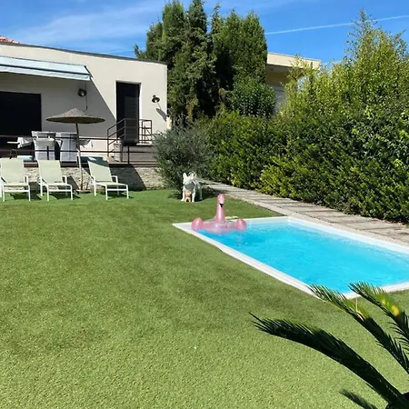 Homestay Adorable Chambre Vue Sur Piscine