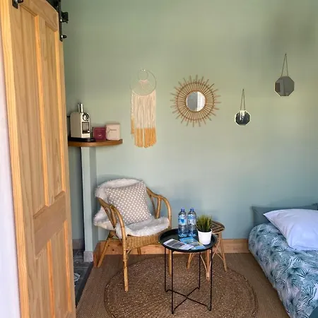 Adorable Chambre Vue Sur Piscine Homestay Beziers